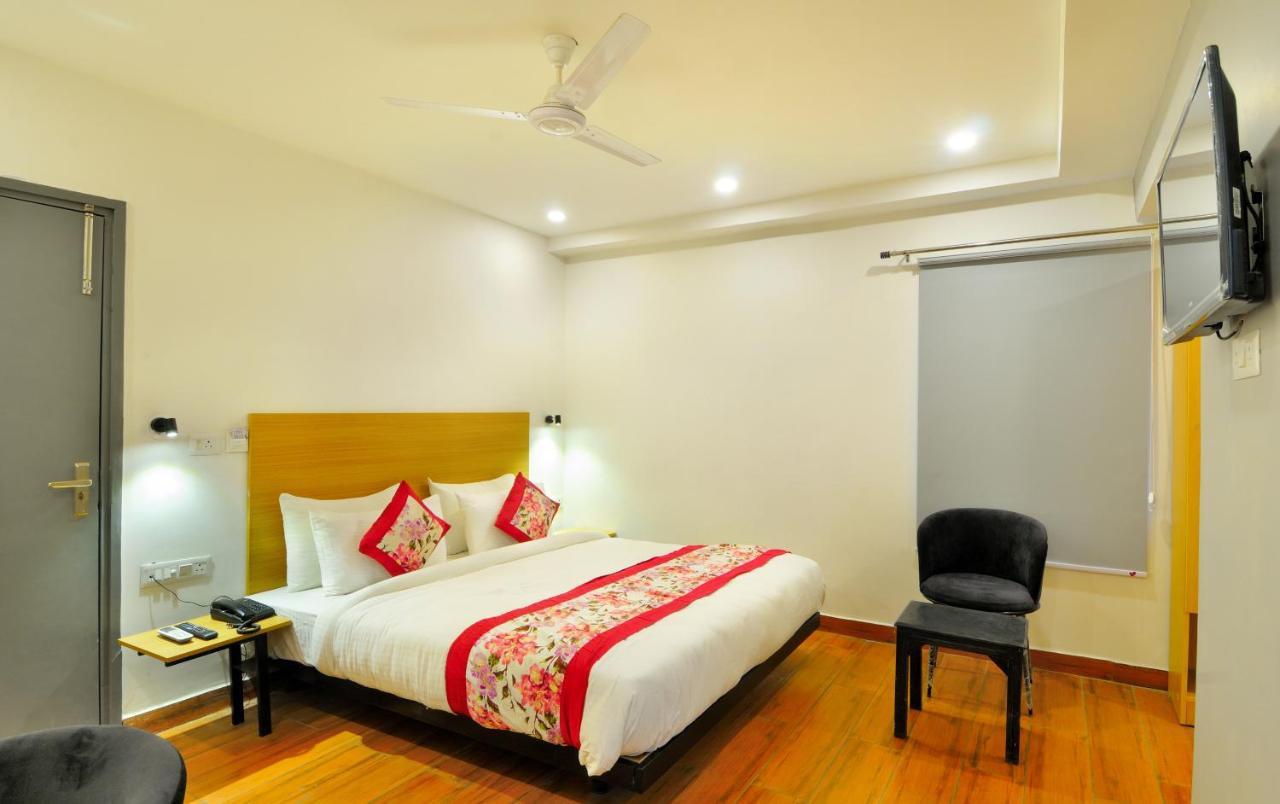 The Red York Hotel Ghaziabad Ngoại thất bức ảnh