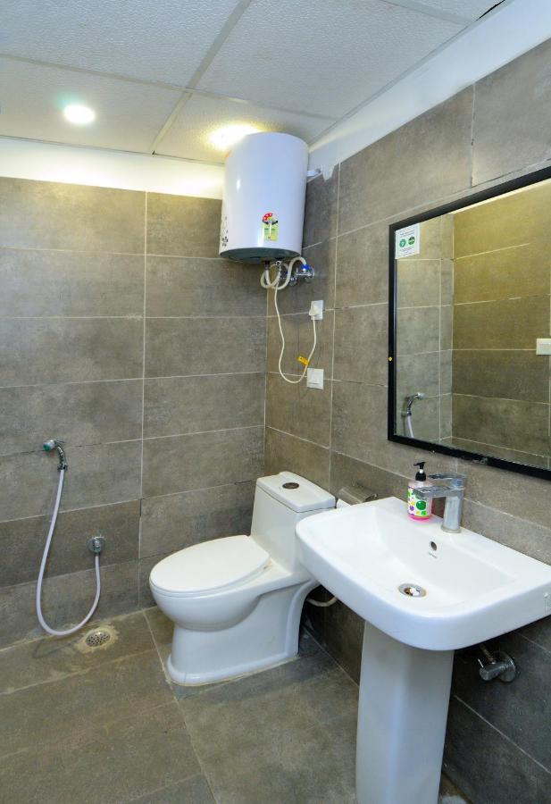 The Red York Hotel Ghaziabad Ngoại thất bức ảnh