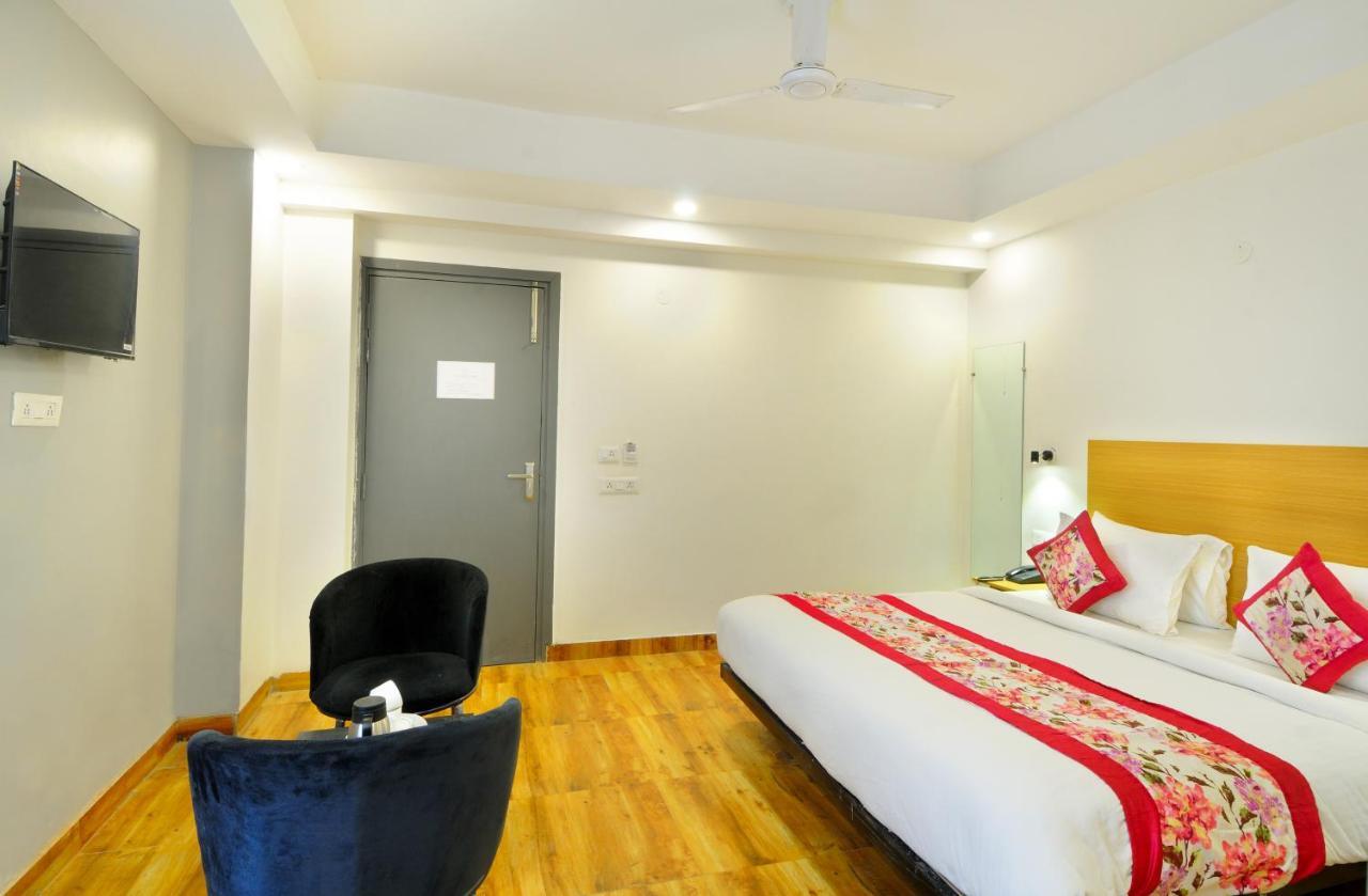 The Red York Hotel Ghaziabad Ngoại thất bức ảnh