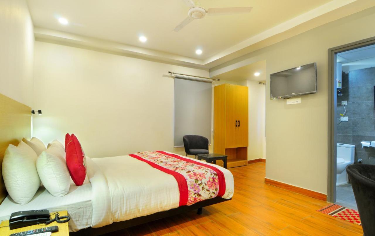 The Red York Hotel Ghaziabad Ngoại thất bức ảnh